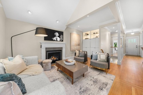 396 Keith Road E, North Vancouver, BC 