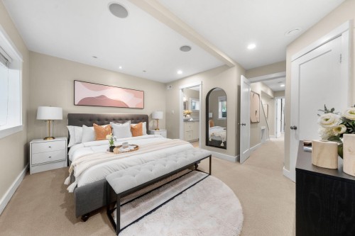 396 Keith Road E, North Vancouver, BC 