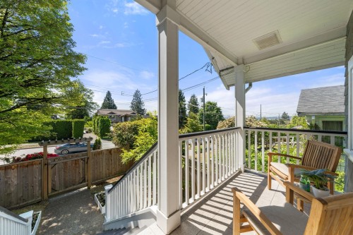 396 Keith Road E, North Vancouver, BC 