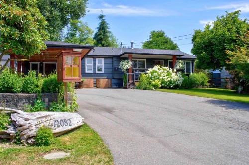 12082 261 Street  Maple Ridge, BC V2W 2A6