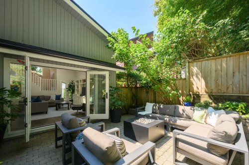 5544 Woodchuck Place, North Vancouver, BC 