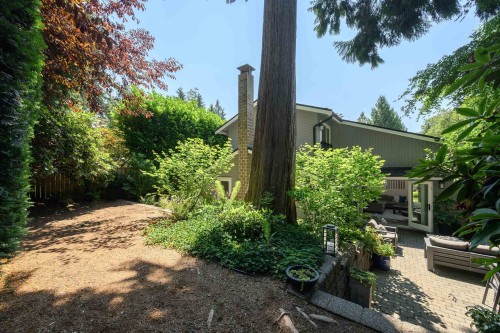 5544 Woodchuck Place, North Vancouver, BC 