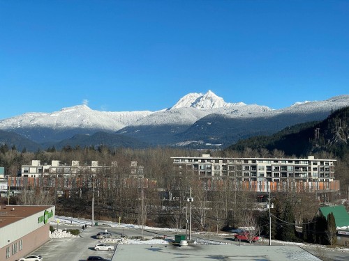 511-1365 Pemberton Avenue, Squamish, BC 