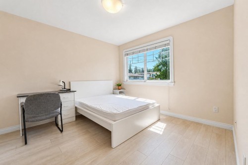 6890 Koala Crescent, Burnaby, BC 