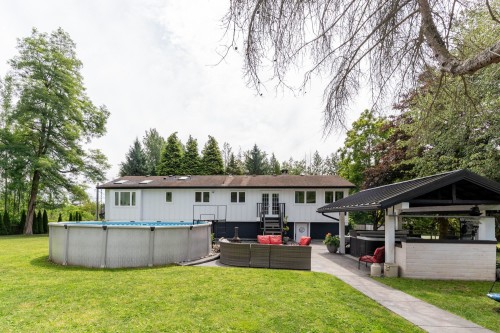 24991 100 Avenue, Maple Ridge, BC - Outdoor With Above Ground Pool