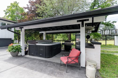 24991 100 Avenue, Maple Ridge, BC - Outdoor With Exterior