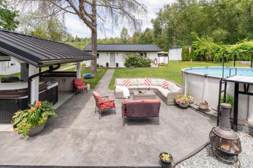 24991 100 Avenue, Maple Ridge, BC - Outdoor