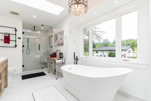 24991 100 Avenue, Maple Ridge, BC - Indoor Photo Showing Bathroom