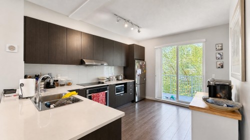 101-5550 Admiral Way, Delta, BC 