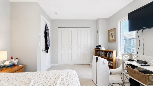 101-5550 Admiral Way, Delta, BC 