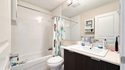 101-5550 Admiral Way, Delta, BC 