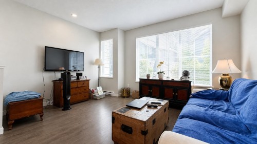 101-5550 Admiral Way, Delta, BC 