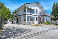 4664 Sunshine Coast Highway Sechelt, BC V7Z 0E5