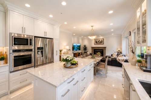 763 64Th Avenue W, Vancouver, BC 