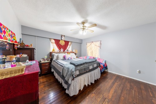 11914 212 Street, Maple Ridge, BC 