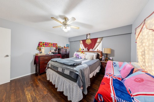 11914 212 Street, Maple Ridge, BC 