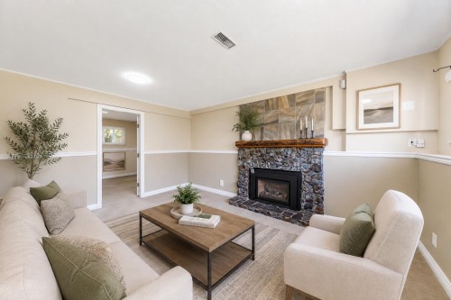 11914 212 Street, Maple Ridge, BC 