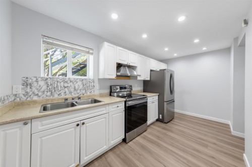 11914 212 Street, Maple Ridge, BC 