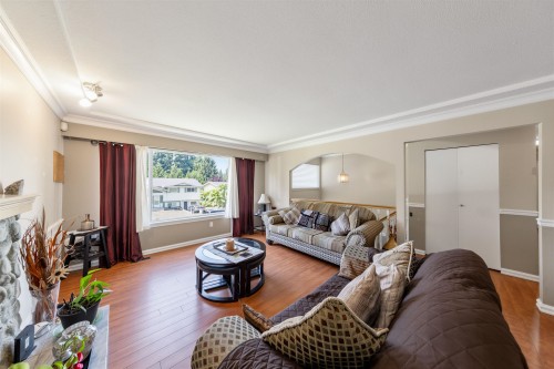 11914 212 Street, Maple Ridge, BC 