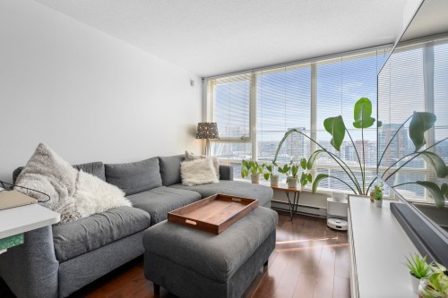 2903-928 Beatty Street  Vancouver, BC V6Z 3G6