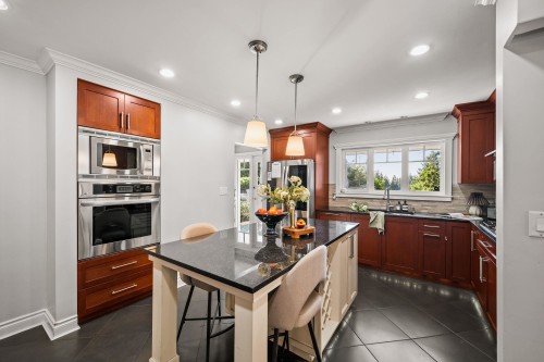 80 Glenmore Drive, West Vancouver, BC 