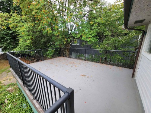 8374 11Th Avenue, Burnaby, BC - Outdoor