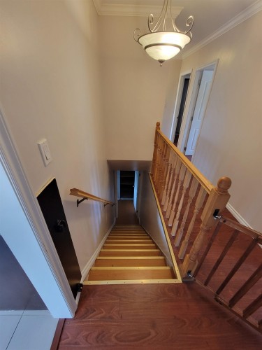 8374 11Th Avenue, Burnaby, BC - Indoor Photo Showing Other Room