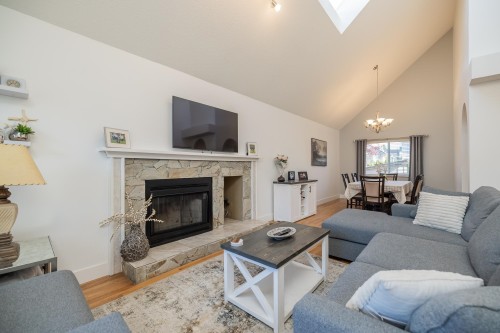 2796 Goldstream Crescent, Coquitlam, BC 
