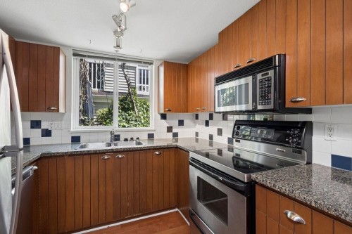 993 Lynn Valley Road, North Vancouver, BC 