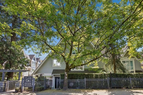 993 Lynn Valley Road, North Vancouver, BC 