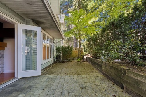 993 Lynn Valley Road, North Vancouver, BC 