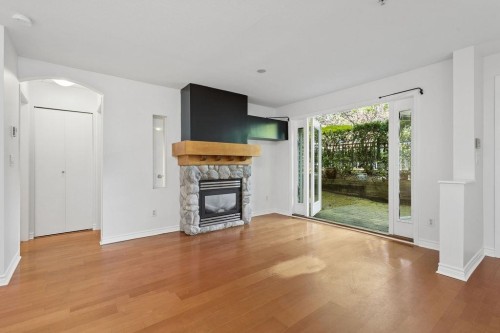 993 Lynn Valley Road, North Vancouver, BC 