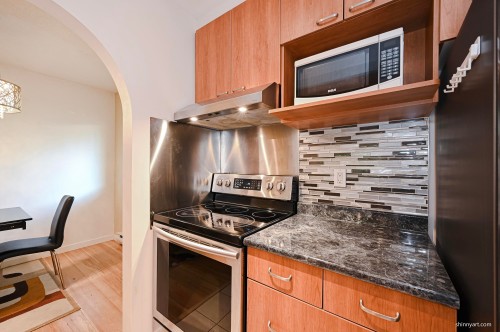 11656 Kingsbridge Drive, Richmond, BC - Indoor Photo Showing Kitchen