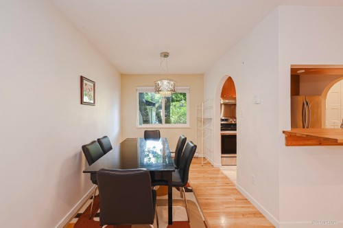 11656 Kingsbridge Drive, Richmond, BC - Indoor Photo Showing Dining Room