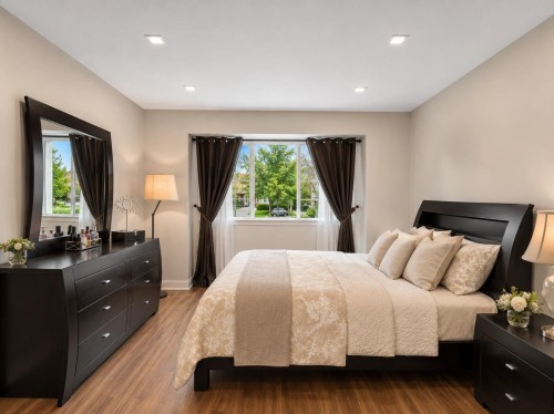 1498 Lansdowne Drive, Coquitlam, BC 