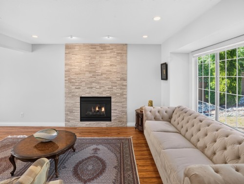 1498 Lansdowne Drive, Coquitlam, BC 