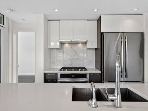 1102-8538 River District Crossing, Vancouver, BC 