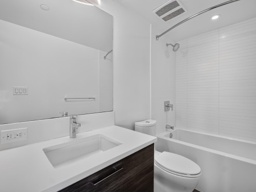 1102-8538 River District Crossing, Vancouver, BC 