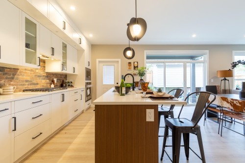 103-1211 Thomas Avenue, Coquitlam, BC 