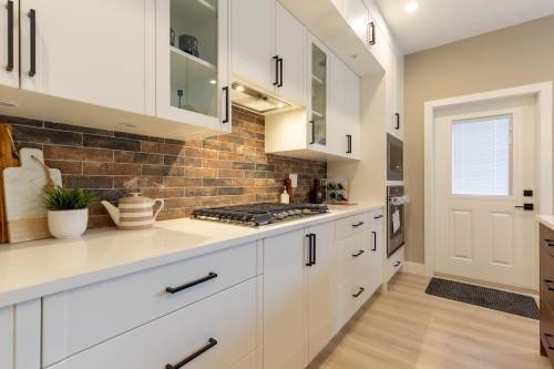 103-1211 Thomas Avenue, Coquitlam, BC 