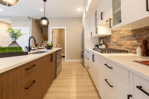 103-1211 Thomas Avenue, Coquitlam, BC 