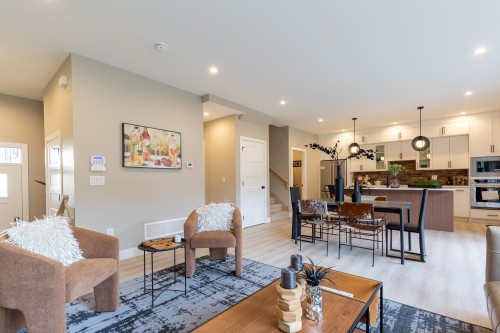 103-1211 Thomas Avenue, Coquitlam, BC 