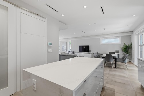 3287 Matapan Crescent, Vancouver, BC 