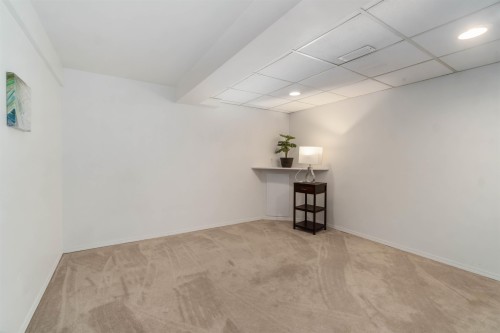 171 Edward Crescent, Port Moody, BC - Indoor Photo Showing Other Room