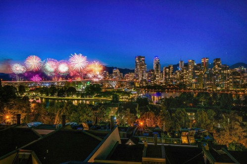 1088 7Th Avenue W, Vancouver, BC 