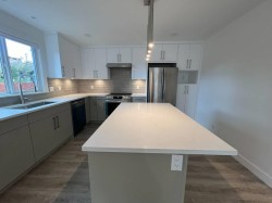 Suite-12096 Irving St Maple Ridge, BC V2X 9S5