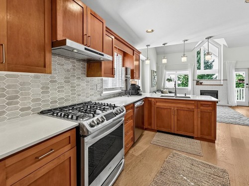 1074 Kilmer Road, North Vancouver, BC 