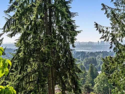 1074 Kilmer Road, North Vancouver, BC 