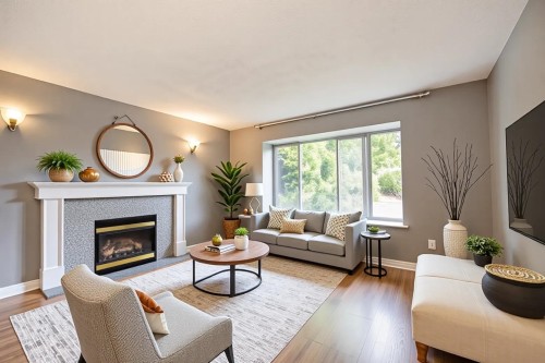 7231 Lucas Road, Richmond, BC - Indoor Photo Showing Living Room With Fireplace