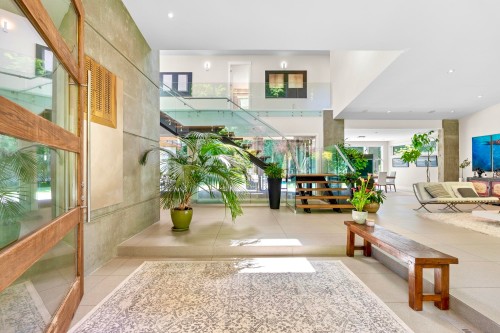 388 Hidhurst Place, West Vancouver, BC 